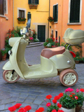 Vespa Styled Scooter